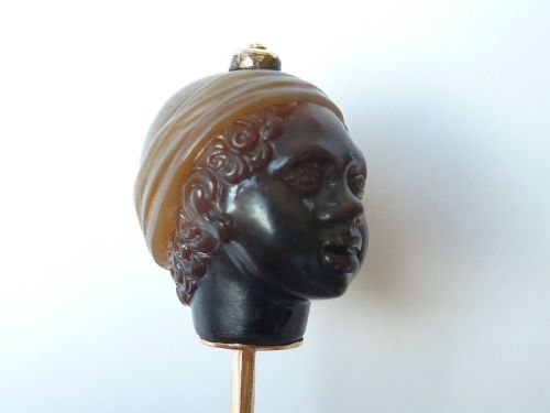 CARVED HARDSTONE BLACKAMOOR HEAD GOLD STICK STOCK PIN AGATE BROOCH - ADDITIONAL PHOTO 13