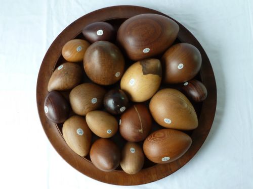 85 DIFFERENT TURNED SPECIMEN WOOD EGGS WOODS WOODEN SAMPLES CATALOGUED TREEN - ADDITIONAL PHOTO 7