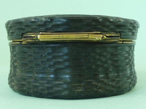 GEORGIAN ROSE ENGINE TURNED HORN SNUFF BOX COPPER GILT GOLD - ADDITIONAL PHOTO 1