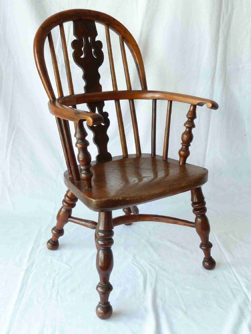 YEW ELM WOOD CHILDS SPLAT BACK WINDSOR ARM CHAIR - ADDITIONAL PHOTO 4
