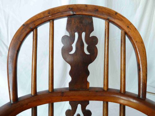 YEW ELM WOOD CHILDS SPLAT BACK WINDSOR ARM CHAIR - ADDITIONAL PHOTO 6