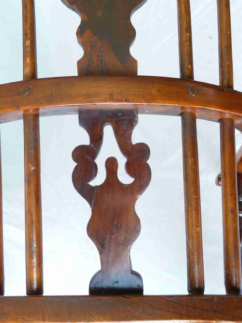 YEW ELM WOOD CHILDS SPLAT BACK WINDSOR ARM CHAIR - ADDITIONAL PHOTO 9