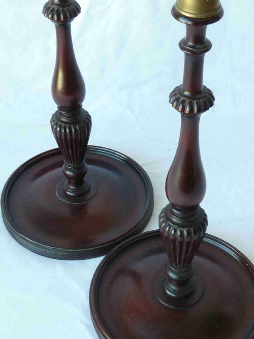 PAIR TALL GEORGIAN STYLE MAHOGANY BRASS CANDLESTICKS - ADDITIONAL PHOTO 4