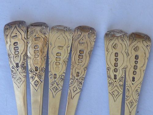ROYALTY HRH QUEEN VICTORIA ENGRAVED CHRISTMAS GIFT STERLING SILVER BOXED SPOONS - ADDITIONAL PHOTO 6
