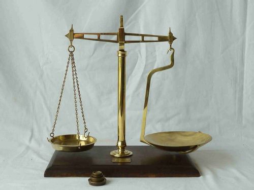 victorian brass shop scales balance brass weights hunt co london - CATEGORY: ANTIQUE MISCELLANEOUS - DATED 1890