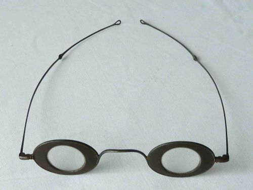 MARTIN'S MARGINS SPECTACLES OVAL HORN BLUED STEEL ANTIQUE - ADDITIONAL PHOTO 5