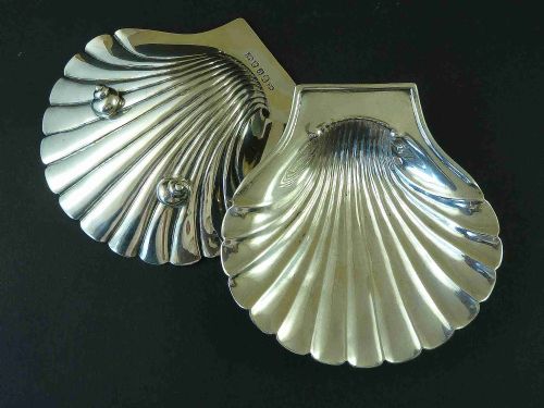 georgian butter shells 1796 english sterling silver scallop dishes - CATEGORY: ANTIQUE SILVER - DATED 18TH CENTURY