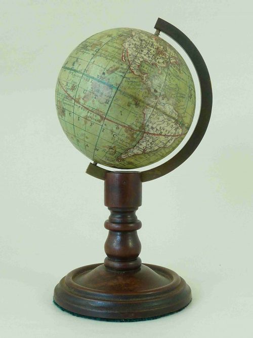 GPHILIP SON MINIATURE TERRESTRIAL POCKETDESK GLOBE - ADDITIONAL PHOTO 1