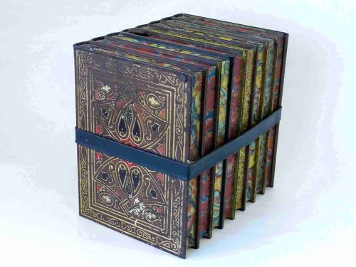 HUNTLEY PALMER LEATHER BOUND BOOKS BISCUIT TIN 'LITERATURE' LIBRARY SERIES - ADDITIONAL PHOTO 3