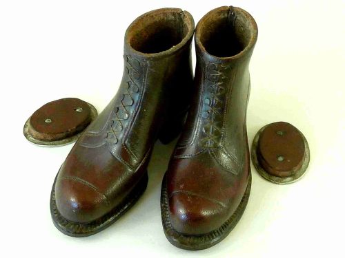 WWI LEATHER SNUFF SHOES POW TRENCH ART PAIR BOOTS 1918 CALAIS - ADDITIONAL PHOTO 4