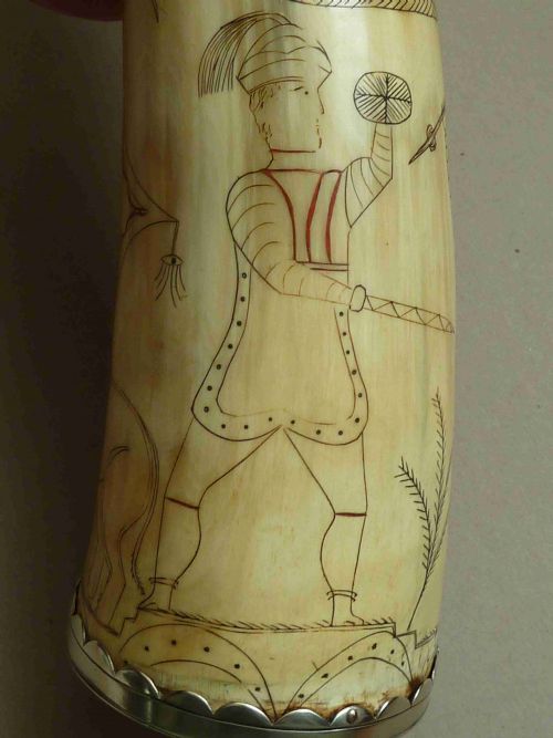 ENGRAVED POWDER HORN NAIVE FOLK ART ARMORIAL MOUNTED - ADDITIONAL PHOTO 4