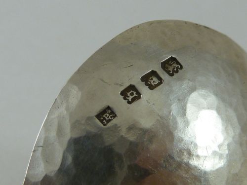 ARTS AND CRAFTS CADDY SPOON LONDON 1931 PLUCKNETT - ADDITIONAL PHOTO 2