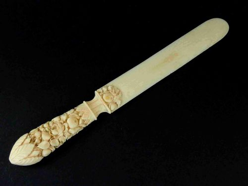 carved ivory letter knife paper page turner french dieppe antique - CATEGORY: ANTIQUE MISCELLANEOUS - DATED 1880