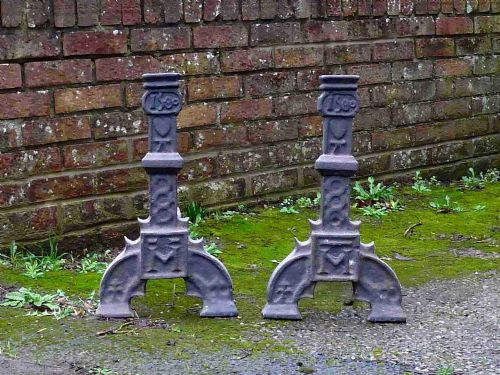 16TH CENTURY FIRE DOGS DATED 1580 CAST IRON ELIZABETHAN ANDIRON ENGLISH - ADDITIONAL PHOTO 5