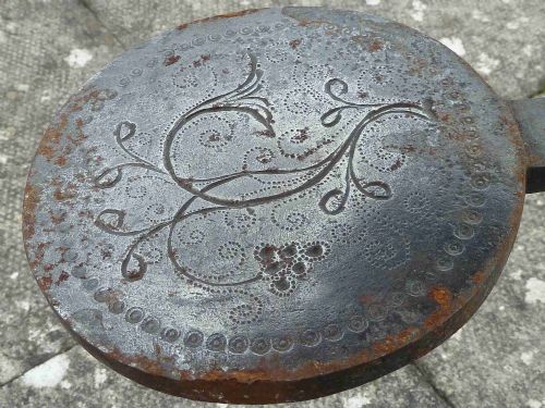 WAFER TONGS PRESS WROUGHT IRON LONG HANDLED COMMUNION BREAD - ADDITIONAL PHOTO 5