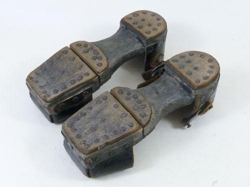 CHILD'S HINGED CLOGS PATTENS OVER SHOES LEATHER WOOD ANTIQUE - ADDITIONAL PHOTO 3
