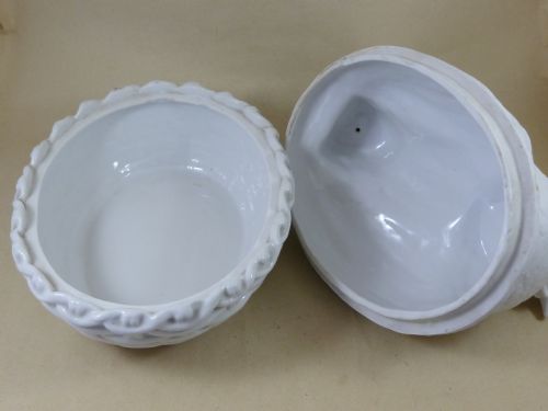 LARGE HEN ON NEST TUREEN STAFFORDSHIRE PORCELAIN PARIAN EGG BASKET VICTORIAN - ADDITIONAL PHOTO 4