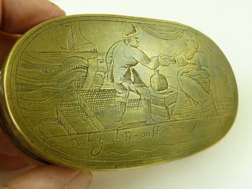 18C DUTCH BRASS TOBACCO BOX MARRIAGE SAILOR DRINK ANTIQUE - ADDITIONAL PHOTO 5