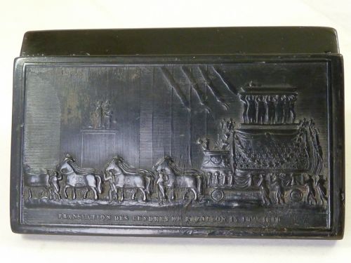 NAPOLEON'S FUNERAL PROCESSION PRESSED HORN SNUFF BOX 1840 - ADDITIONAL PHOTO 4