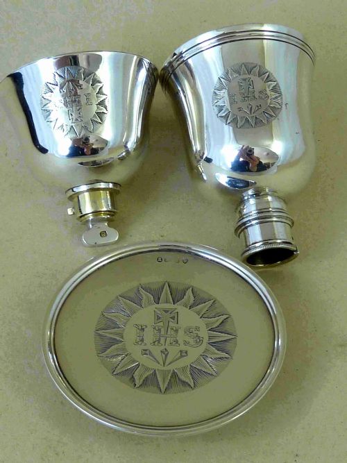 GEORGIAN FITTED BOXED SOLID SILVER TRAVELING COMMUNION SET - ADDITIONAL PHOTO 2