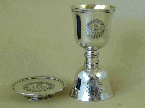 GEORGIAN FITTED BOXED SOLID SILVER TRAVELING COMMUNION SET - ADDITIONAL PHOTO 5