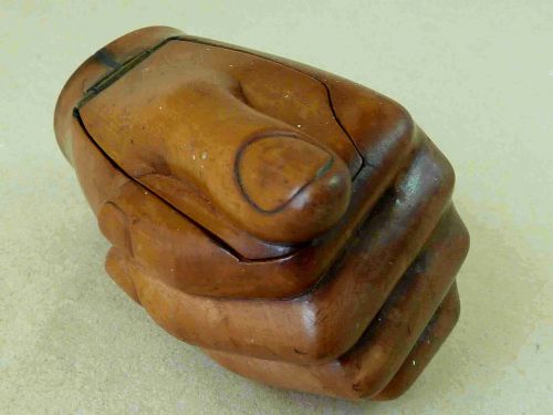 GEORGIAN BOXWOOD HAND FIST SNUFF BOX FOLK ART TREEN - ADDITIONAL PHOTO 8