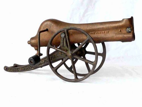 young america rapid fire gun cannon cast iron toy 1907 patent - CATEGORY: ANTIQUE METAL - DATED 1910