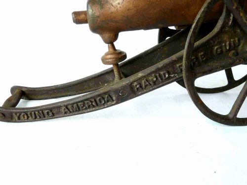 YOUNG AMERICA RAPID FIRE GUN CANNON CAST IRON TOY 1907 PATENT - ADDITIONAL PHOTO 5