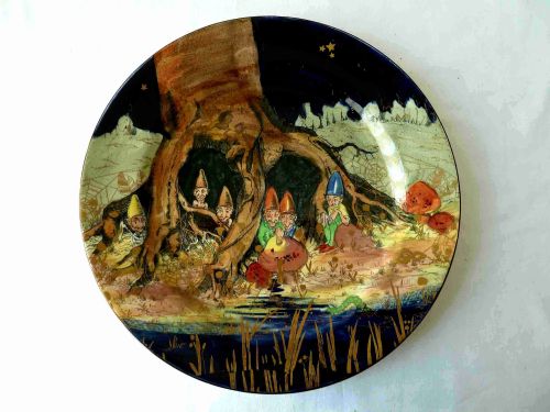 royal doulton gnomes 'b' series ware 1025 dinner cabinet plate d4697 munchkins vintage deco rack - CATEGORY: ANTIQUE PLATES - DATED 1930