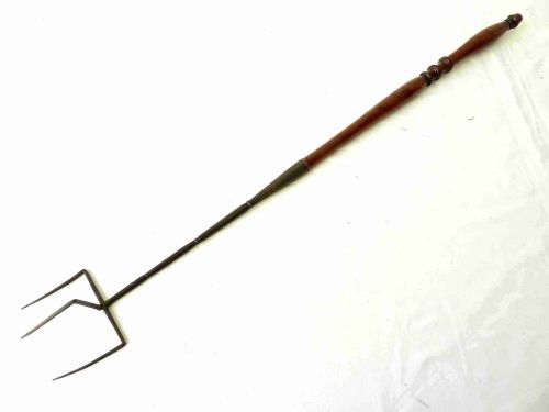 GEORGIAN WROUGHT IRON YEW WOOD TOASTING FORK FLESH - ADDITIONAL PHOTO 1