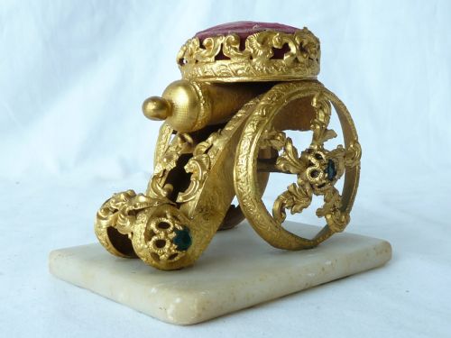 CANNON GILT BRASS PIN CUSHION JEWELLED STAND PALAIS ROYAL FRENCH - ADDITIONAL PHOTO 1