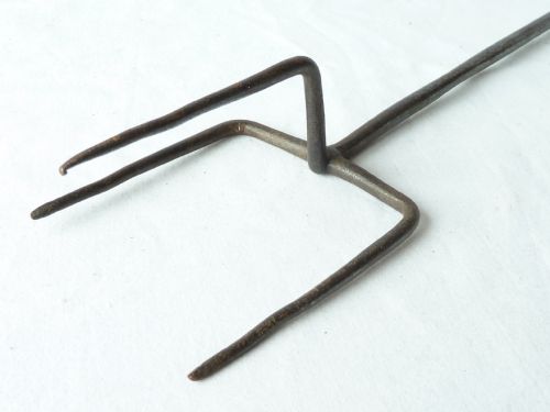 WELSH GEORGIAN STEEL TOASTING FORK SKEWER HOOK HOLDER HANGER BRASS INLAY SAME MAKER - ADDITIONAL PHOTO 4