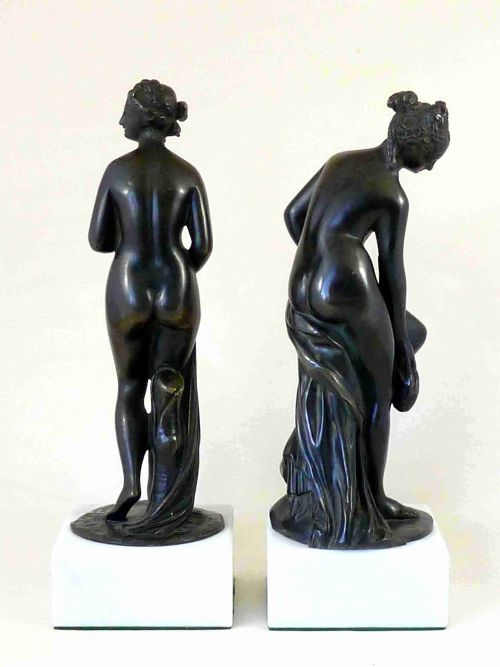 PAIR OF PATINATED BRONZE FIGURES OF THE BATHERS AND BATHING VENUSAFTER TIENNE MAURICE FALCONET AND CHRISTOPHEGABRIEL ALLEGRAIN - ADDITIONAL PHOTO 2