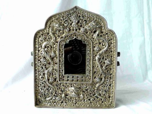 large buddhist silver shrine dragons prayer box gau ghau amulet tibet buddha - CATEGORY: ANTIQUE BOXES - DATED 19TH CENTURY