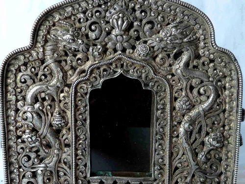 LARGE BUDDHIST SILVER SHRINE DRAGONS PRAYER BOX GAU GHAU AMULET TIBET BUDDHA - ADDITIONAL PHOTO 1