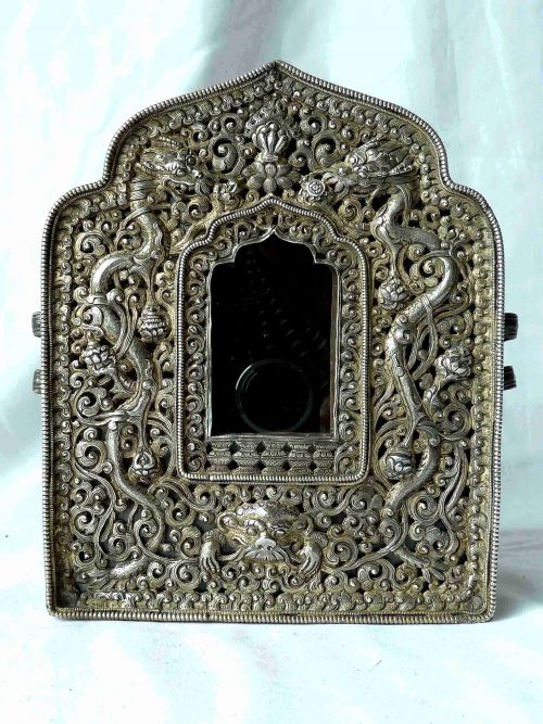 LARGE BUDDHIST SILVER SHRINE DRAGONS PRAYER BOX GAU GHAU AMULET TIBET BUDDHA - ADDITIONAL PHOTO 6