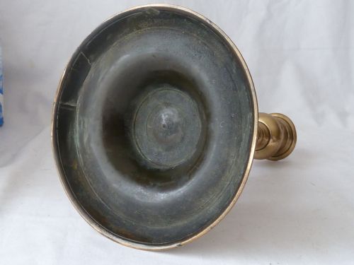LARGE FRENCH 17TH CENTURY BRASS KNOP CANDLESTICK - ADDITIONAL PHOTO 8
