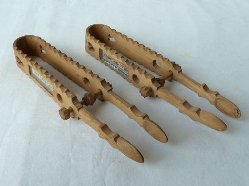 1891 WELSH SUGAR TONGS TREEN TOKEN LOVE SPOON DATED WILLIAMS FOLK ART - ADDITIONAL PHOTO 4