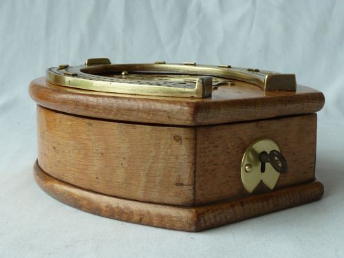 HORSE SHOE PLAYING CARDS BOX CRIBBAGE BOARD CRIB BRASS OAK VICTORIAN - ADDITIONAL PHOTO 7