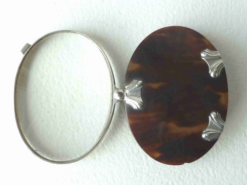 georgian silver tortoiseshell horn oval magnifying glass lens loupe - CATEGORY: ANTIQUE MISCELLANEOUS - DATED 1800