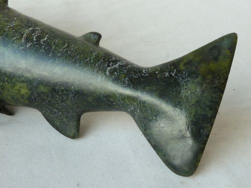 LARGE 30CM INUIT ESKIMO CARVING STONE FISH SALMON GREENSTONE SOAPSTONE SCULPTURE - ADDITIONAL PHOTO 6