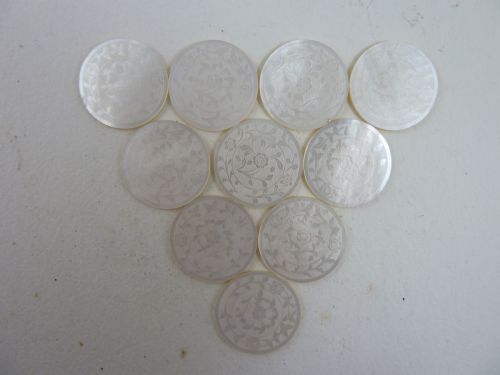 50 CHINESE MOP GAMING COUNTERS MOTHER OF PEARL GAMBLING GEORGIAN - ADDITIONAL PHOTO 1