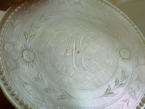 50 CHINESE MOP GAMING COUNTERS MOTHER OF PEARL GAMBLING GEORGIAN - ADDITIONAL PHOTO 10