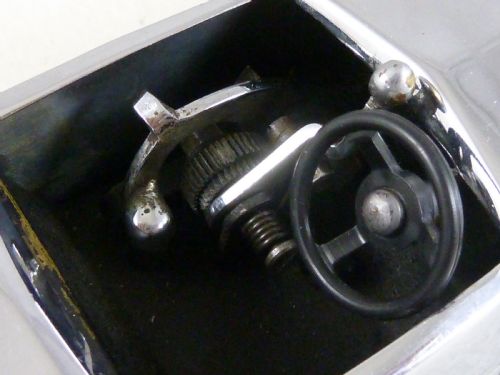 DUNHILL BOLIDE MG CAR TABLE CIGARETTE LIGHTER NOVELTY BLEI BOTTONI - ADDITIONAL PHOTO 5