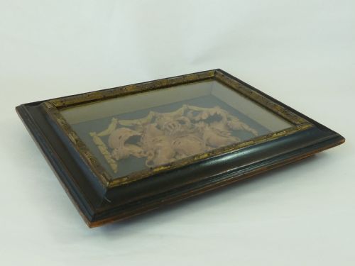 CARVED LIMEWOOD ROYAL HANOVERIAN COAT OF ARMS HOGARTH FRAMED MINIATURE - ADDITIONAL PHOTO 7