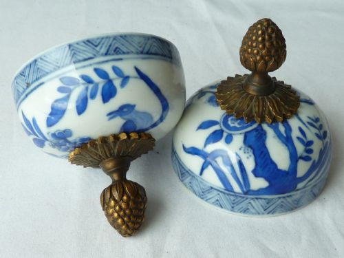 PAIR FRENCH ORMOLU MOUNTED CHINESE EXPORT PORCELAIN LIDDED VASES CHINA POTPOURRI - ADDITIONAL PHOTO 4