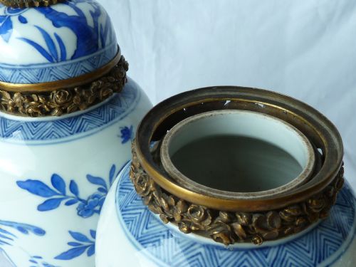 PAIR FRENCH ORMOLU MOUNTED CHINESE EXPORT PORCELAIN LIDDED VASES CHINA POTPOURRI - ADDITIONAL PHOTO 8