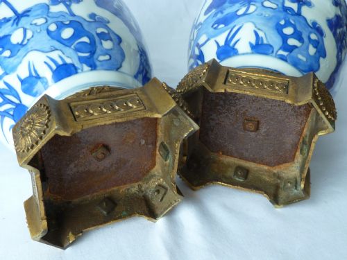 PAIR FRENCH ORMOLU MOUNTED CHINESE EXPORT PORCELAIN LIDDED VASES CHINA POTPOURRI - ADDITIONAL PHOTO 9