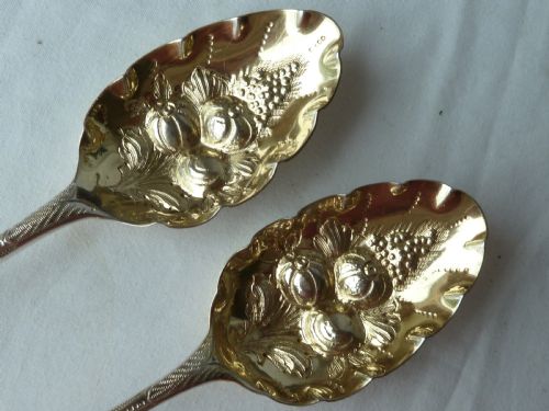 PAIR BOXED GEORGIAN VICTORIAN BERRY SERVING TABLE SPOONS SILVER - ADDITIONAL PHOTO 2