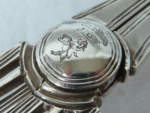 ENGLISH SILVER CANDLE SNUFFERS DOUBTER HALLMARKED CREST GEORGIAN - ADDITIONAL PHOTO 3